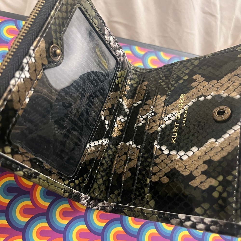 Kurt Geiger Snake Print Wallet - Picture 5 of 6